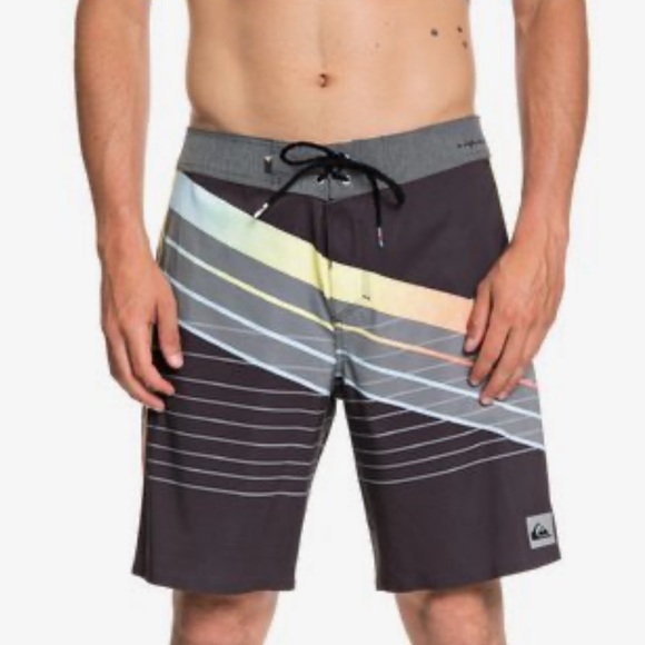 Quicksilver Men’s Highline Board Shorts Size 30 - Picture 1 of 13